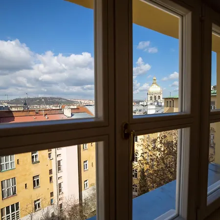 Апартаменты Charming By Wenceslas Square And National Museum With Ac *